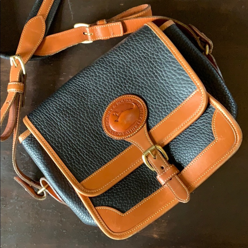Vintage Dooney and Bourke Crossbody